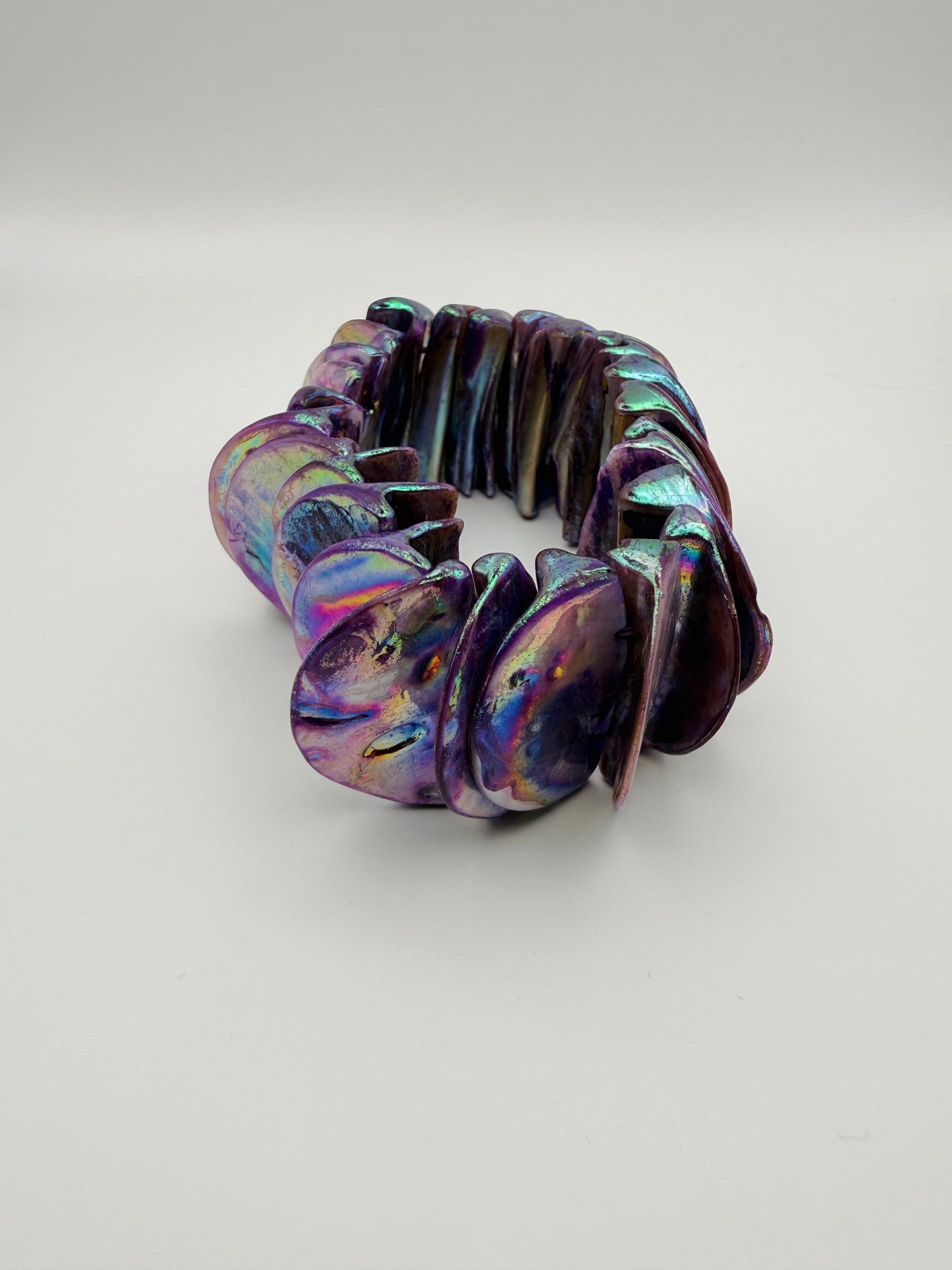Bracelet vintage en nacre irisée
