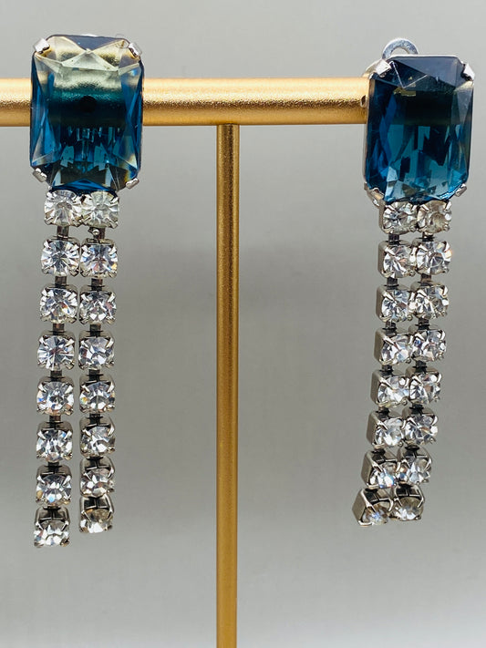 Boucles d’oreilles vintage pendantes strass & cristal bleu – glamour vintage ✦