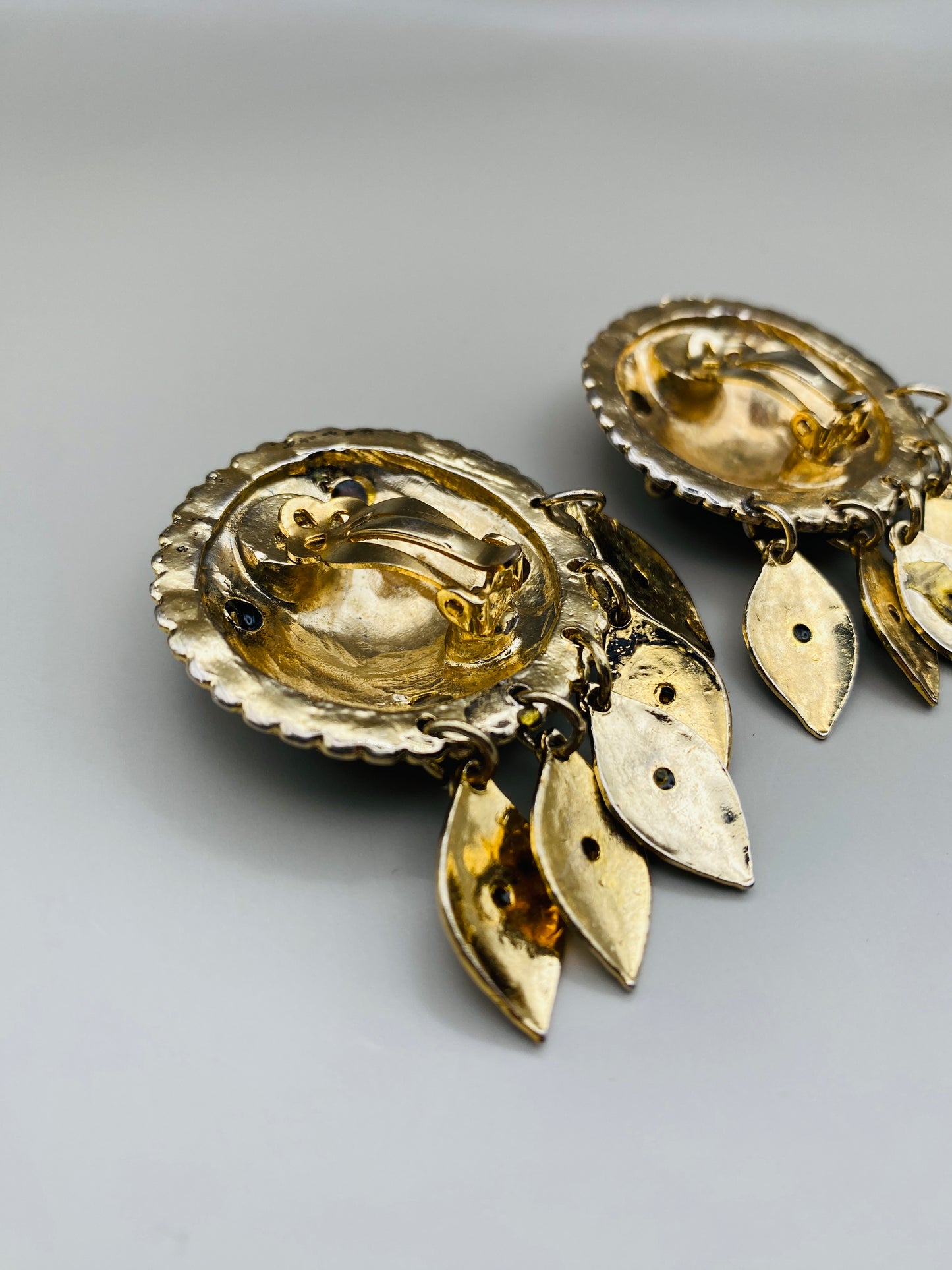 Clips Vintage ronds dorés pampilles