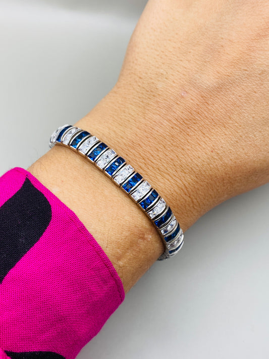 Bracelet vintage en argent 925 à pierres bleues et blanches – style tennis