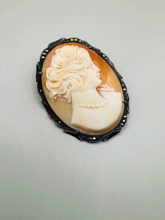 Camée ancien en coquillage sculpté – monture argent 800