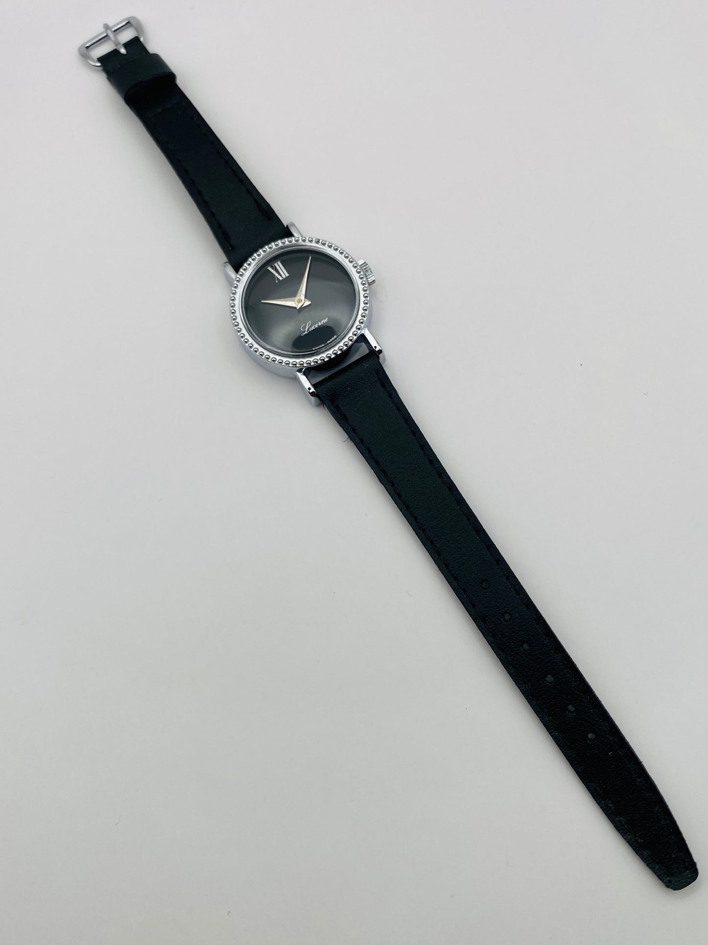 Montre vintage mécanique Lucerne – New Old Stock – Swiss Made