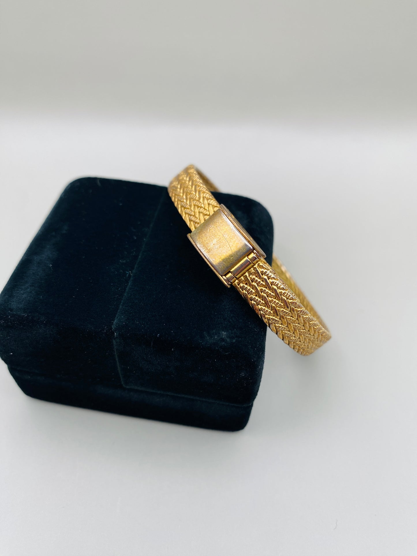 Bracelet Vintage doré 60s