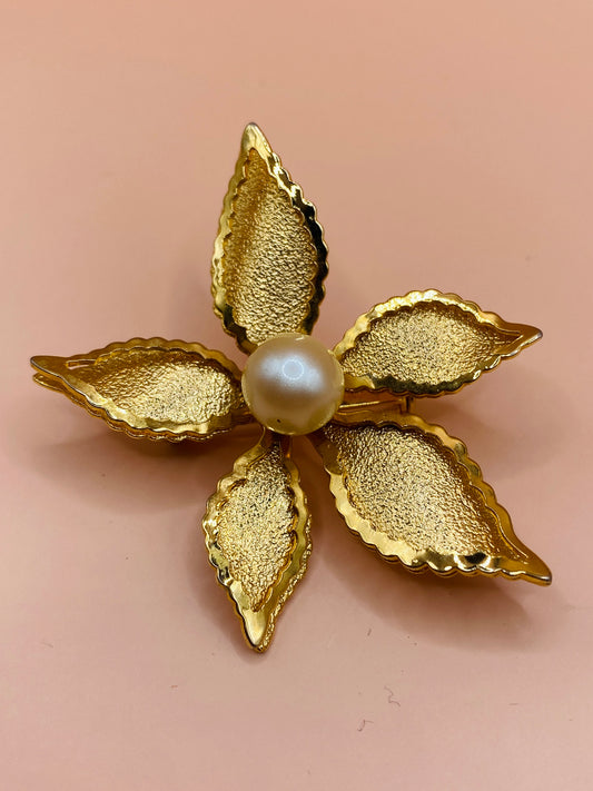 Broche vintage fleur