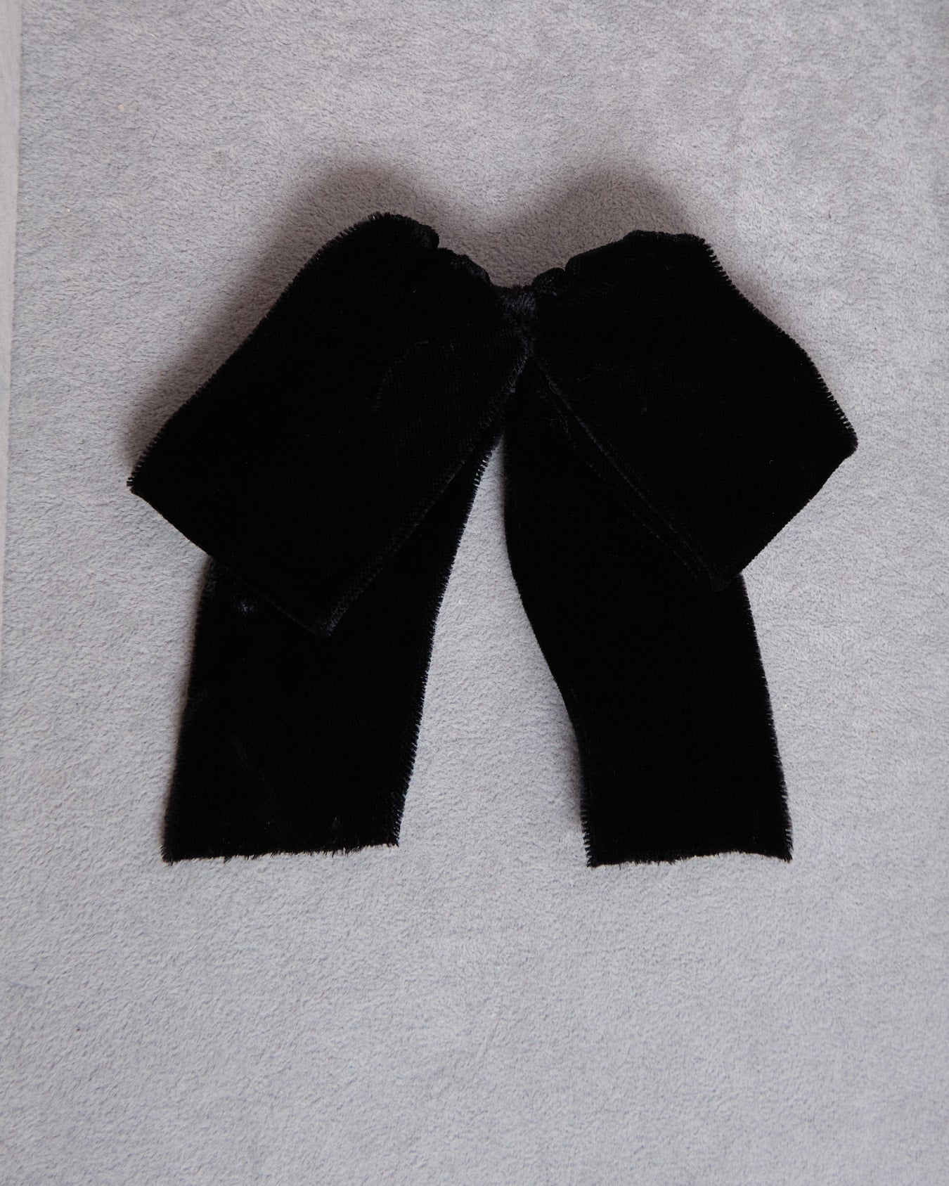 Barrette vintage en velours noir signée Arifior Creazioni