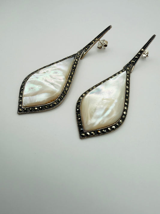 Boucles d’oreilles vintage en argent 925, nacre & marcassites