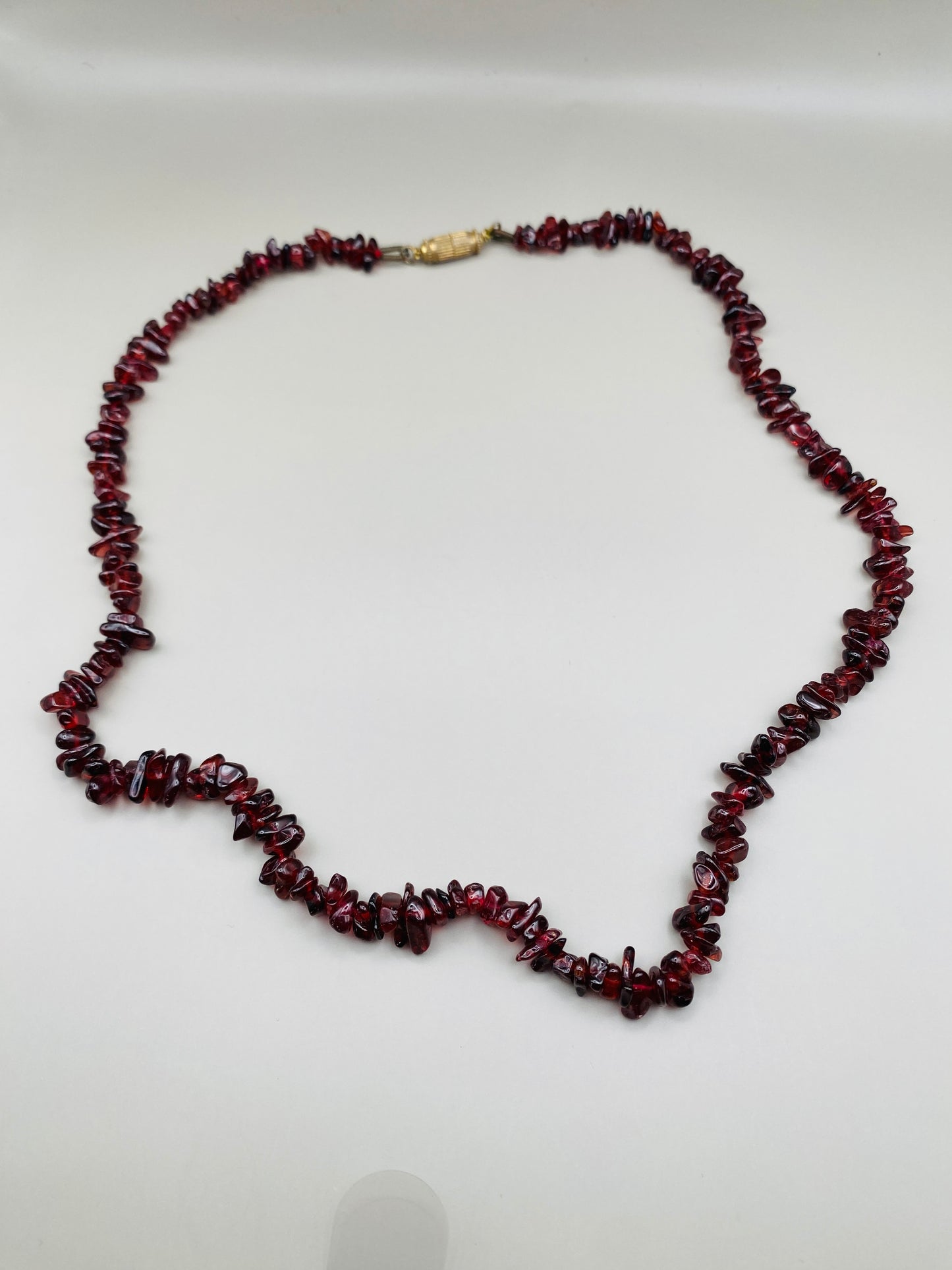 Set collier et bracelet grenats chips