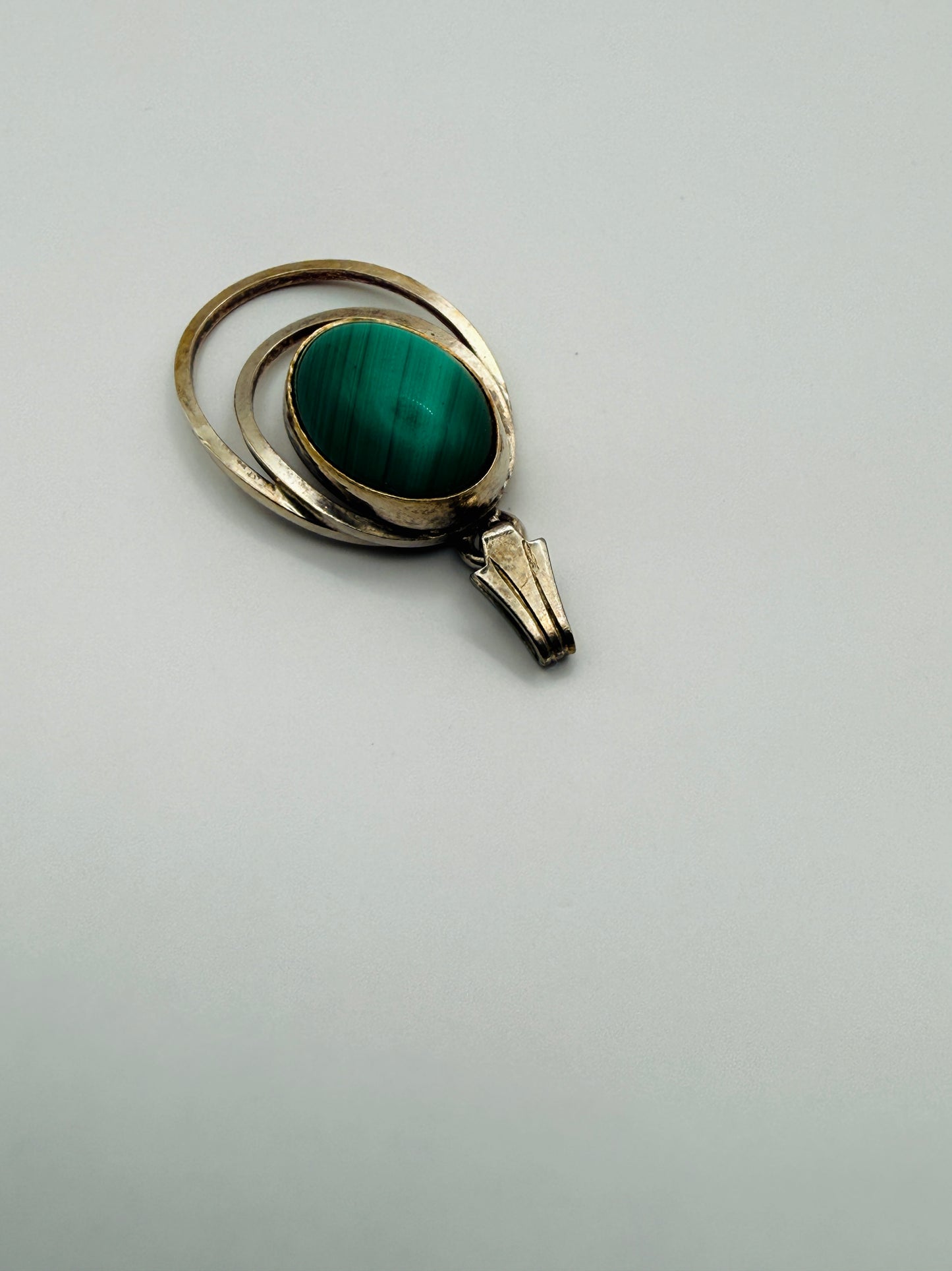 Pendentif vintage ovale malachite argent 925