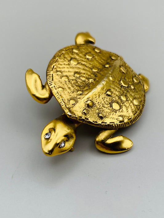 Broche vintage tortue dorée – Années 1980