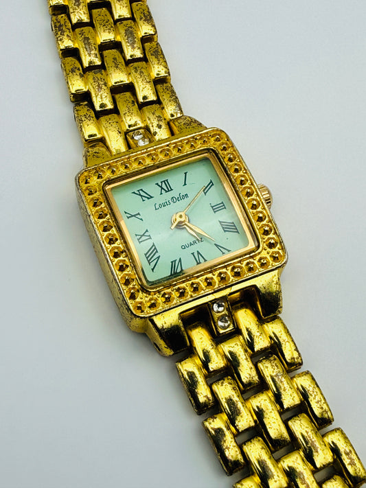 Montre vintage Louis Dolon dorée – cadran carré serti de strass