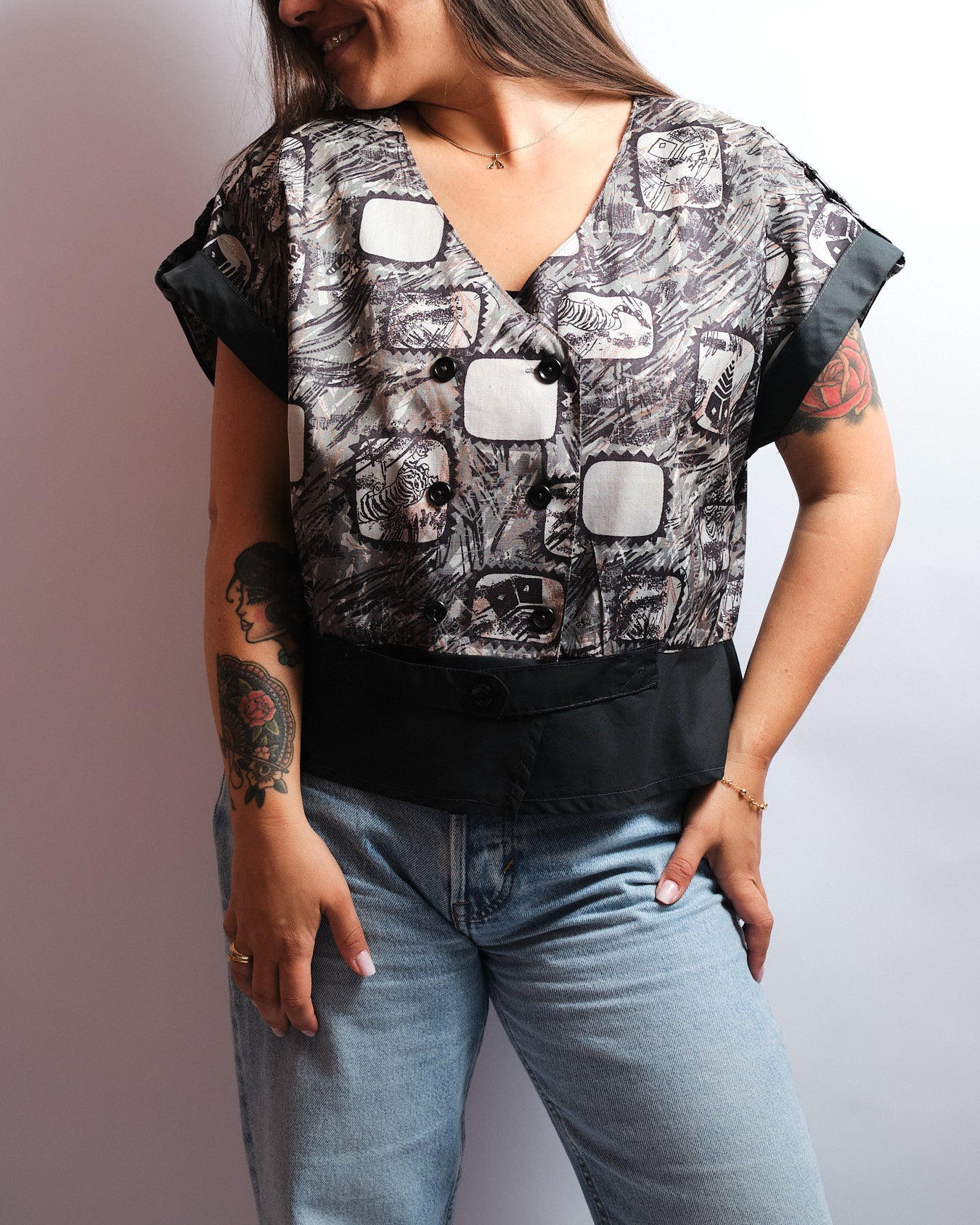 Top vintage années 90 — esprit arty monochrome fait main