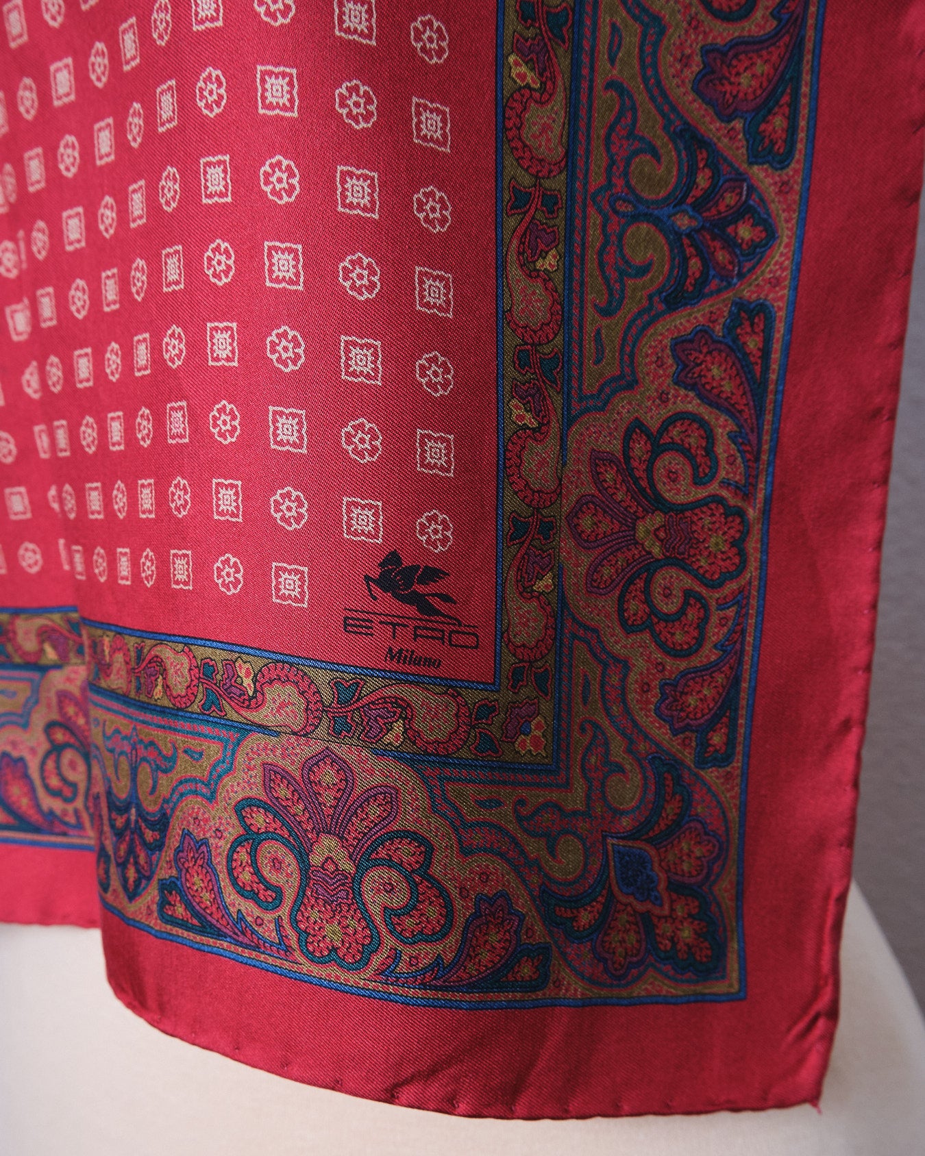 Mini foulard vintage Etro en soie