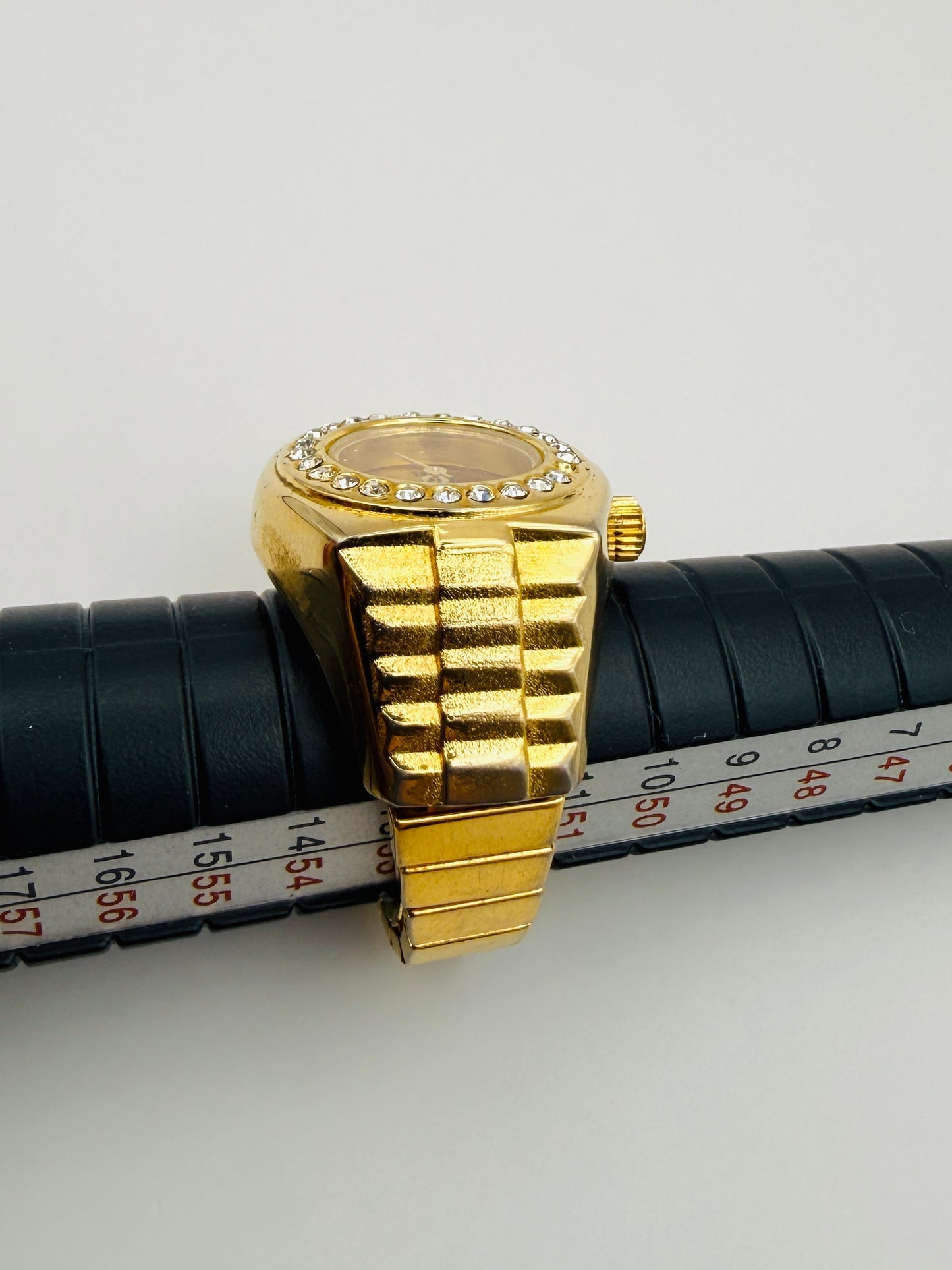 *Reservée*Montre bague vintage De Longe à quartz
