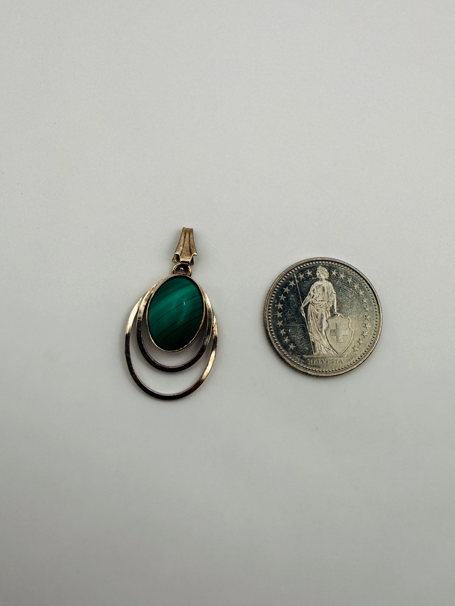 Pendentif vintage ovale malachite argent 925