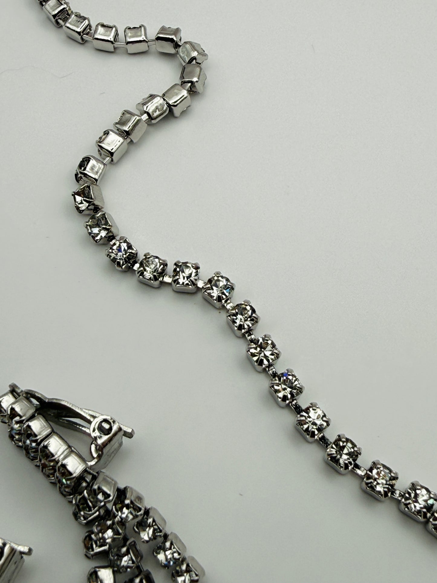 Collier rivière de strass & clips assortis vintage années 1960