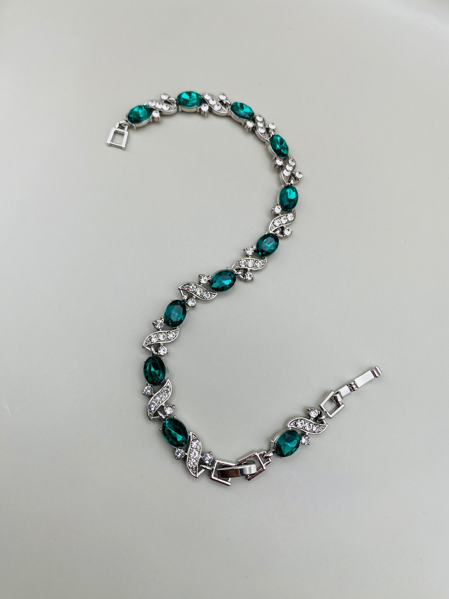 Bracelet vintage articulé monture argentée