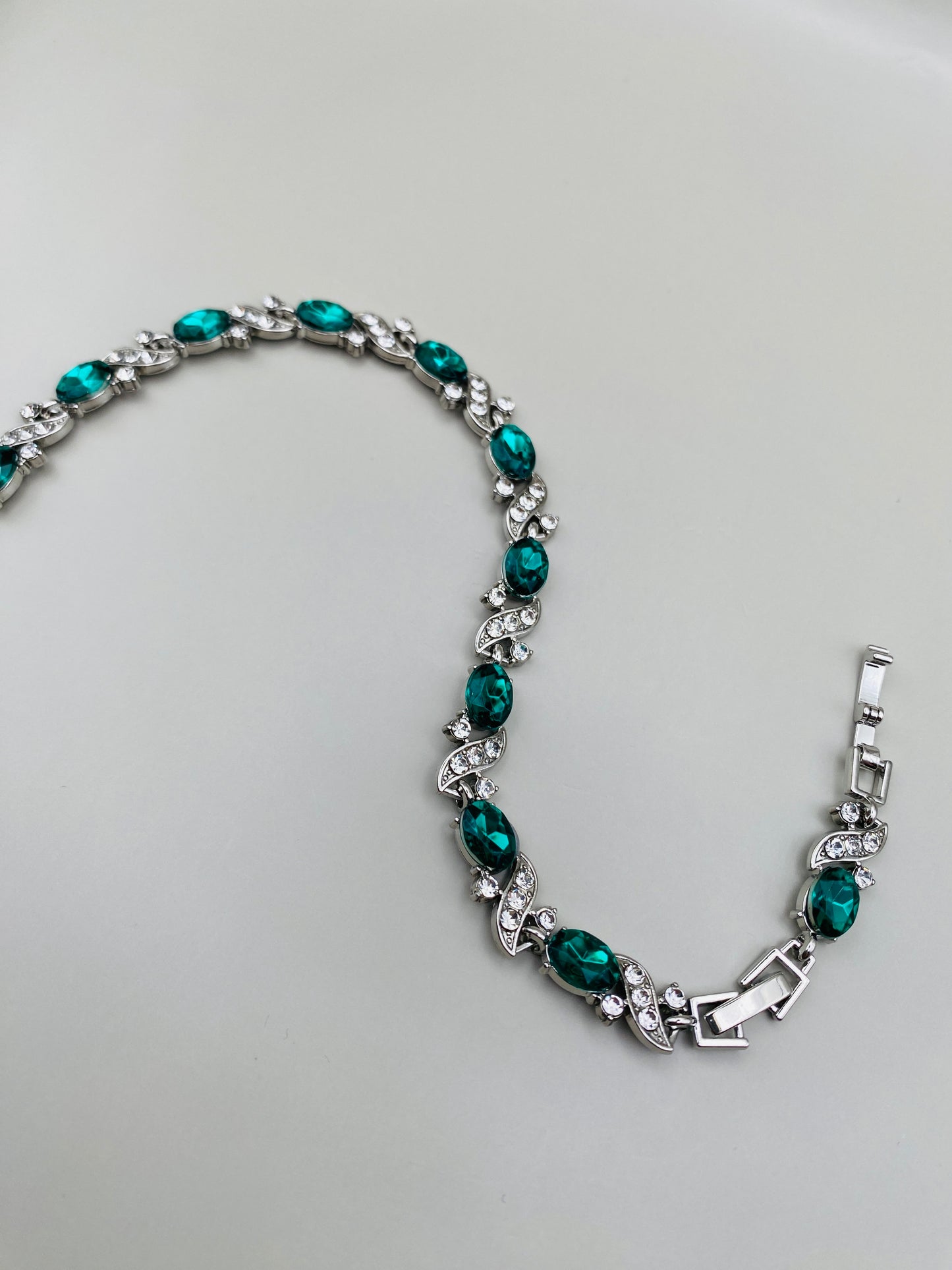 Bracelet vintage articulé monture argentée