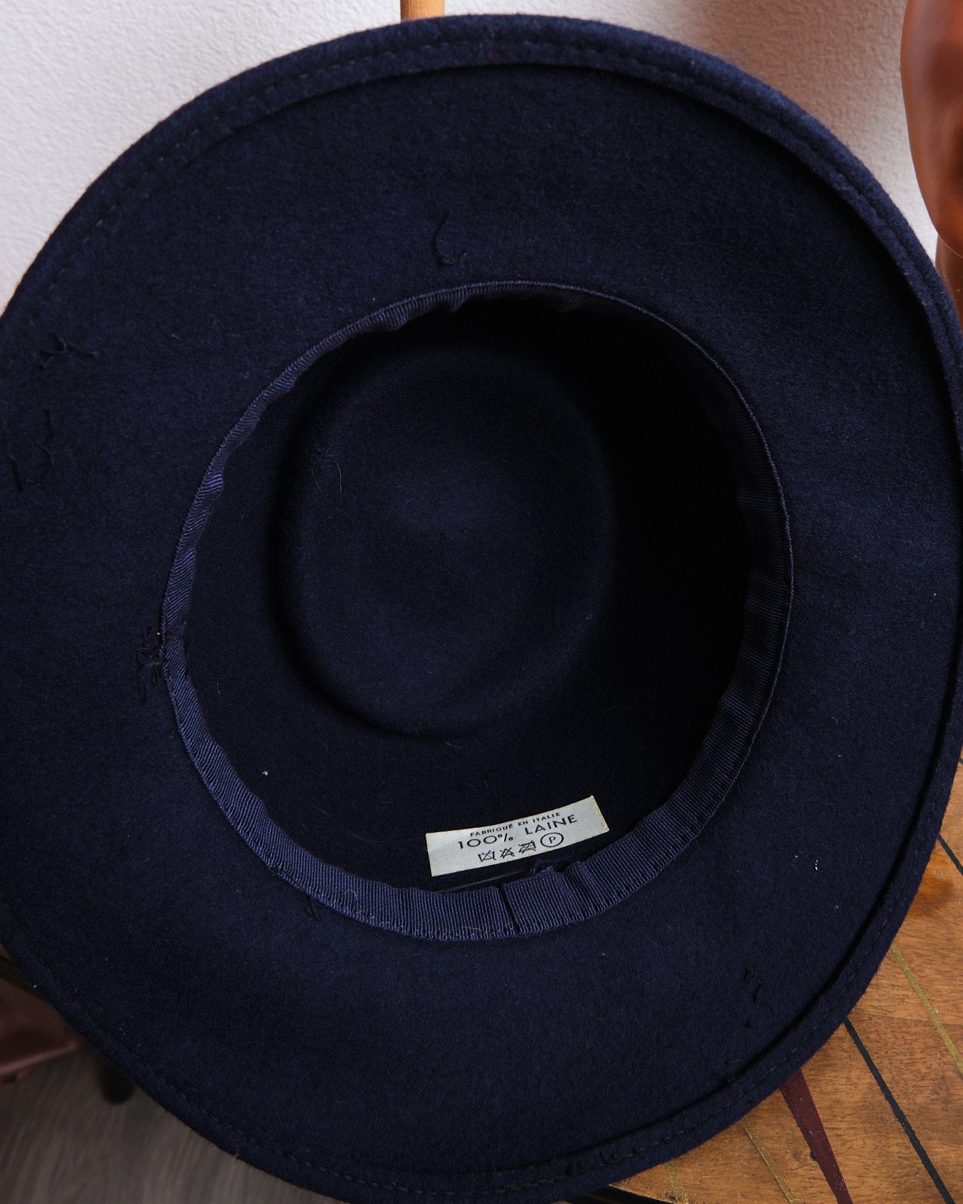 Chapeau vintage marine en laine – Made in Italy