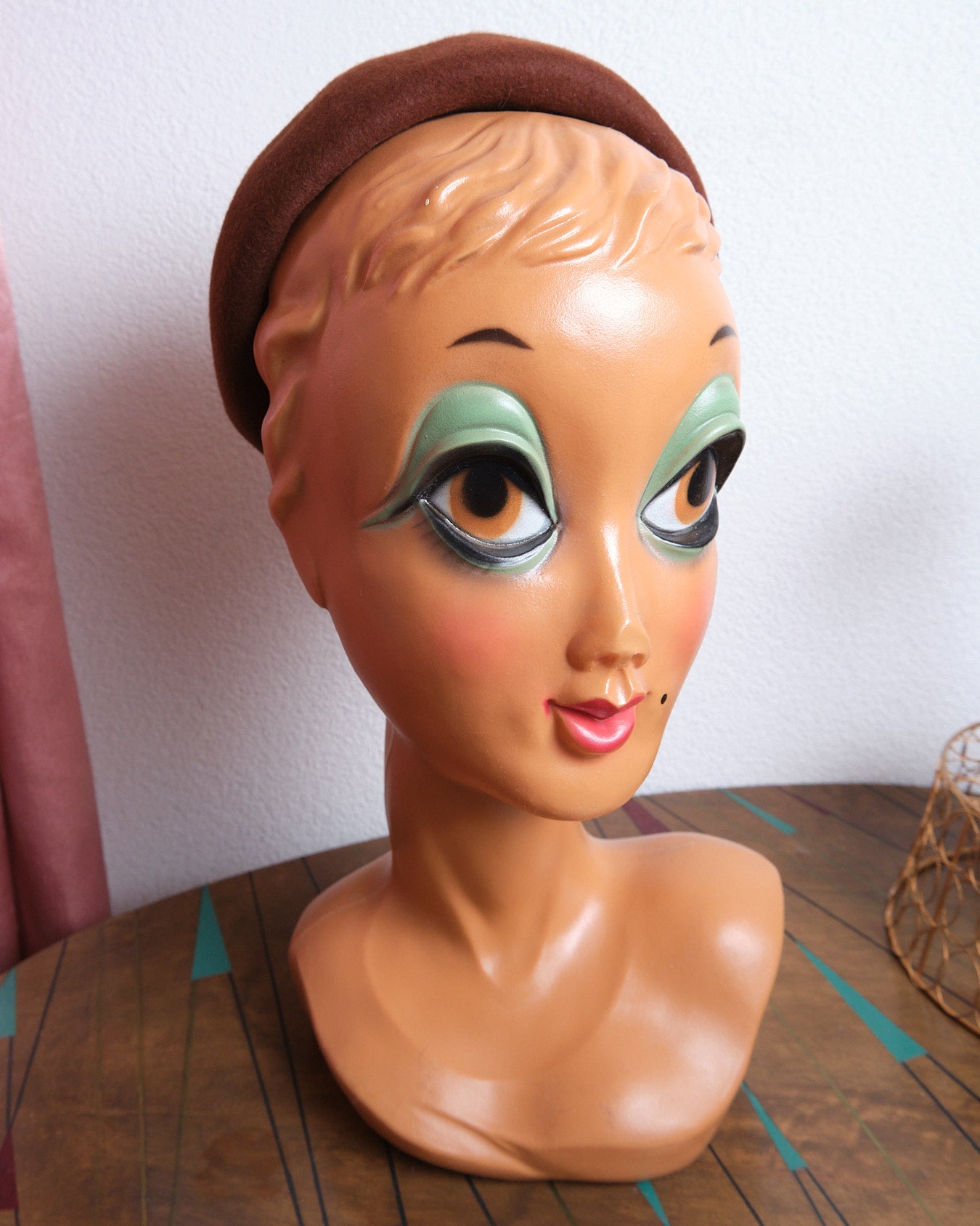 Béret vintage brun en laine feutrée
