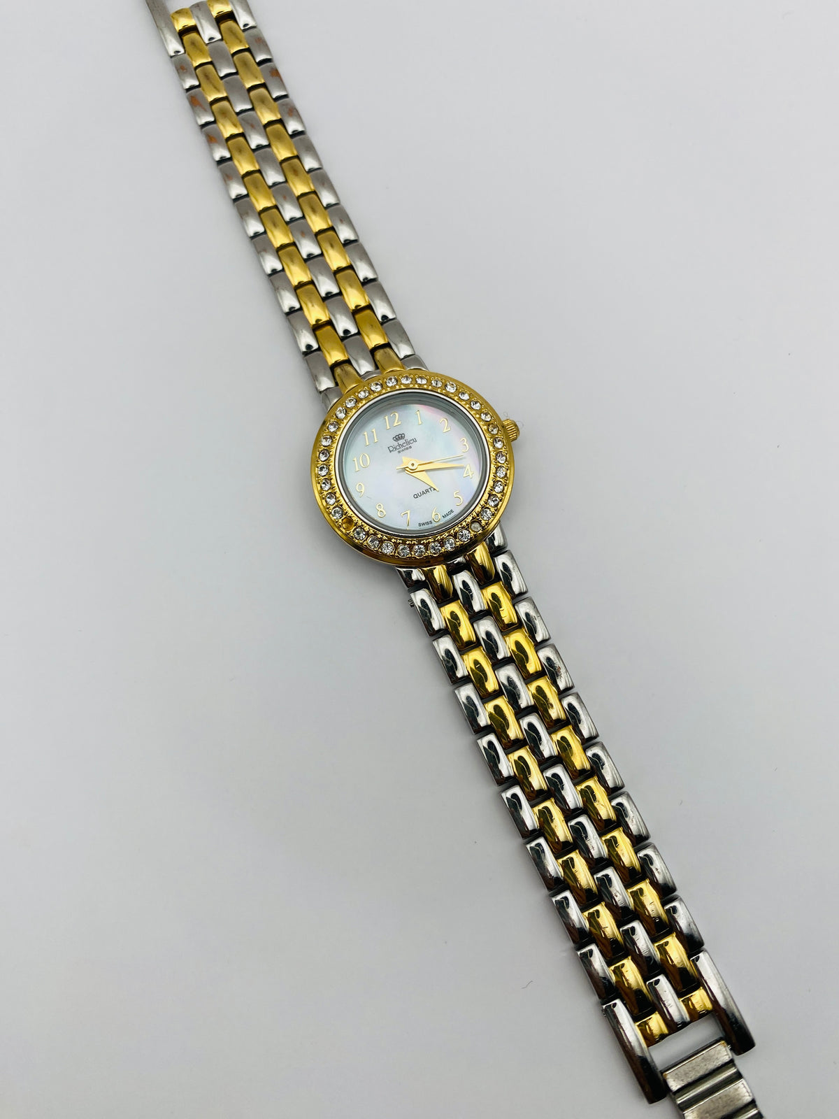 Richelieu Swiss – Montre bijou & bagues interchangeables