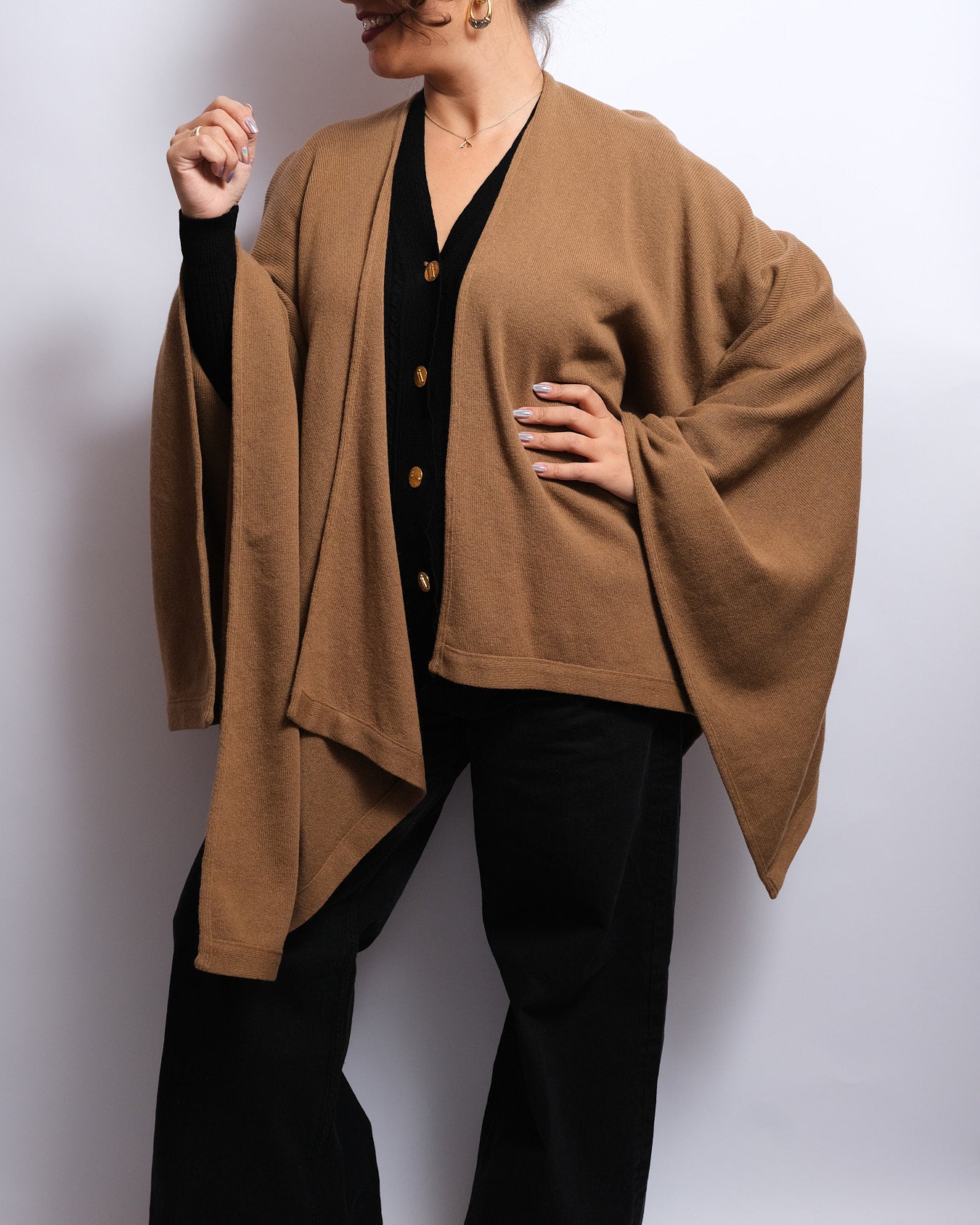 Poncho en laine couleur camel — Coupe ample & drapée