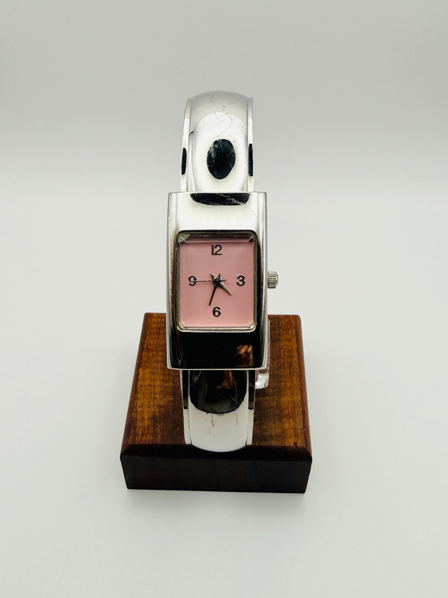Montre manchette vintage cadran rose