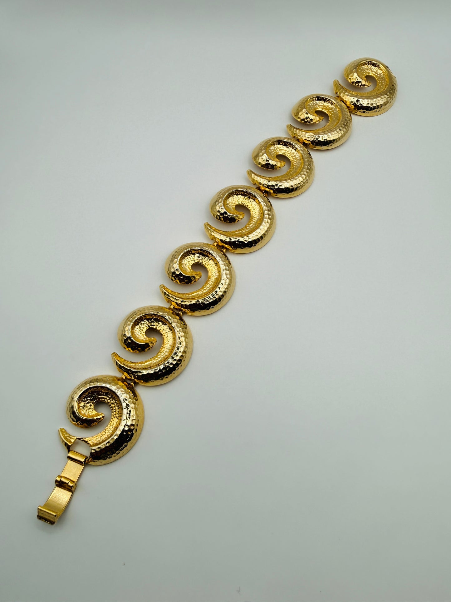 Bracelet vintage doré