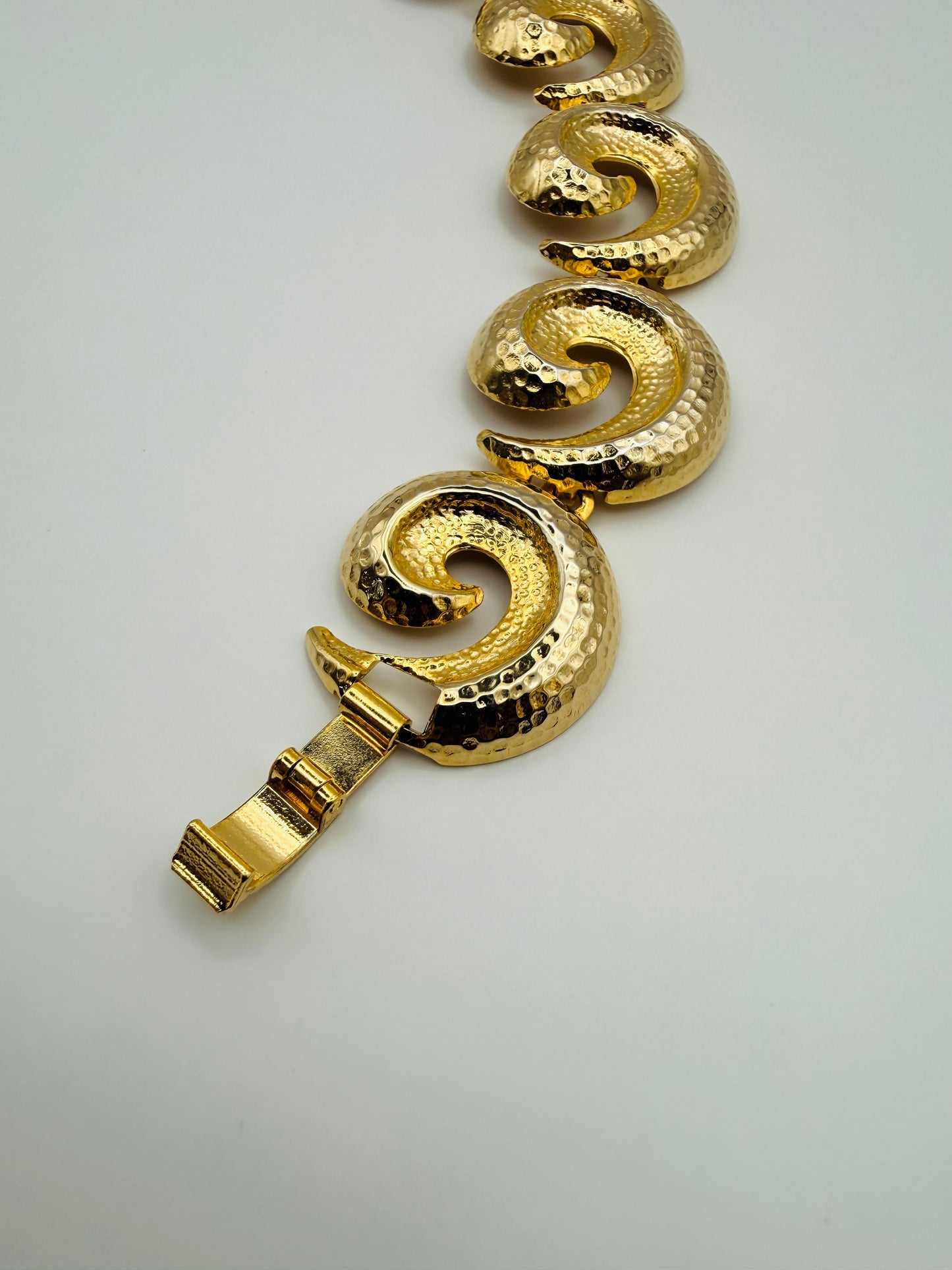 Bracelet vintage doré