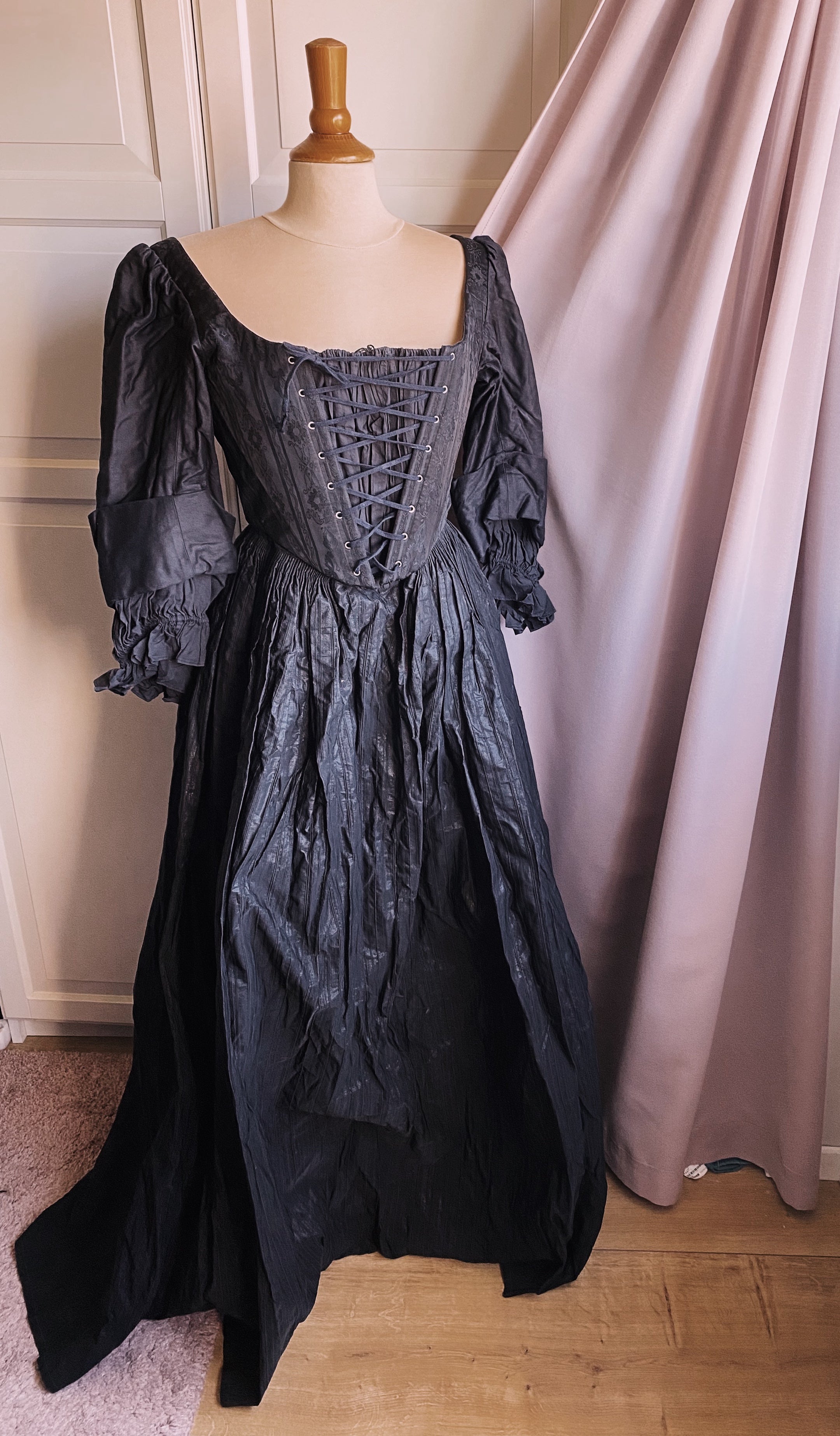 Robe corset ancienne new arrivals